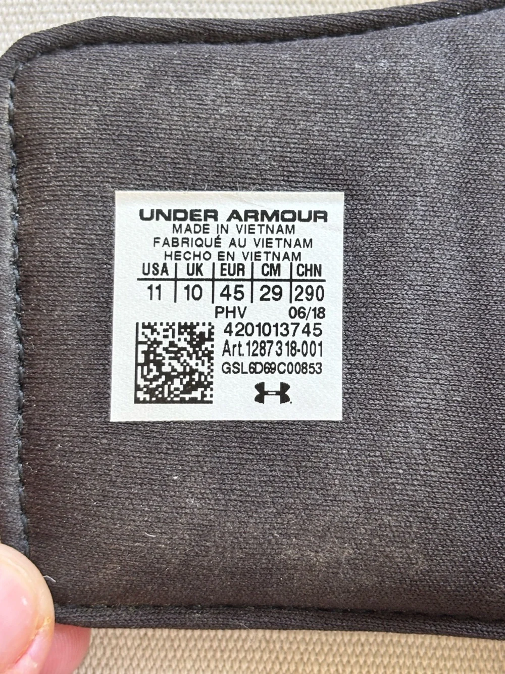 Under Armour Men’s Ignite V-Slide Sandals